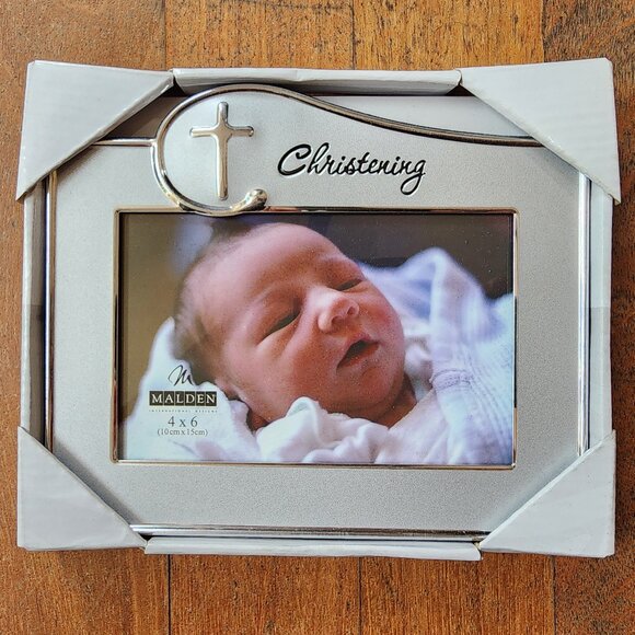 NWT Malden Christening Silver Metal 4x6 Frame - Picture 2 of 8